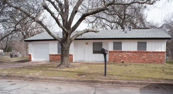 310 Bryan Street, Weatherford, TX 76086