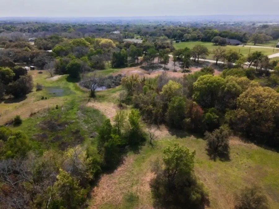 300 Taylor Oaks Drive, Waco, TX 76705 - #2