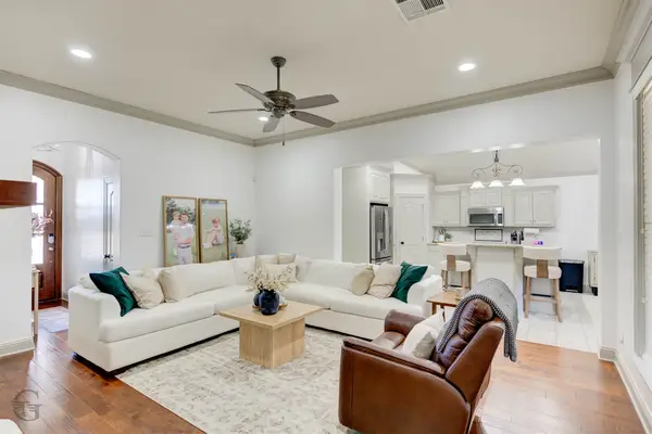 213 Roanoke Circle, Benton, LA 71006