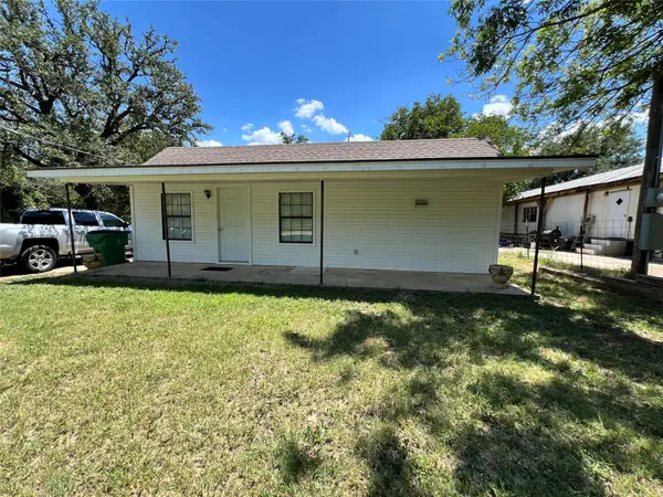 104 E Little Street, Hamilton, TX 76531
