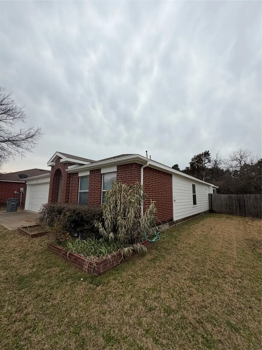 1937 Earnhardt Way, Dallas, TX 75217 - #2