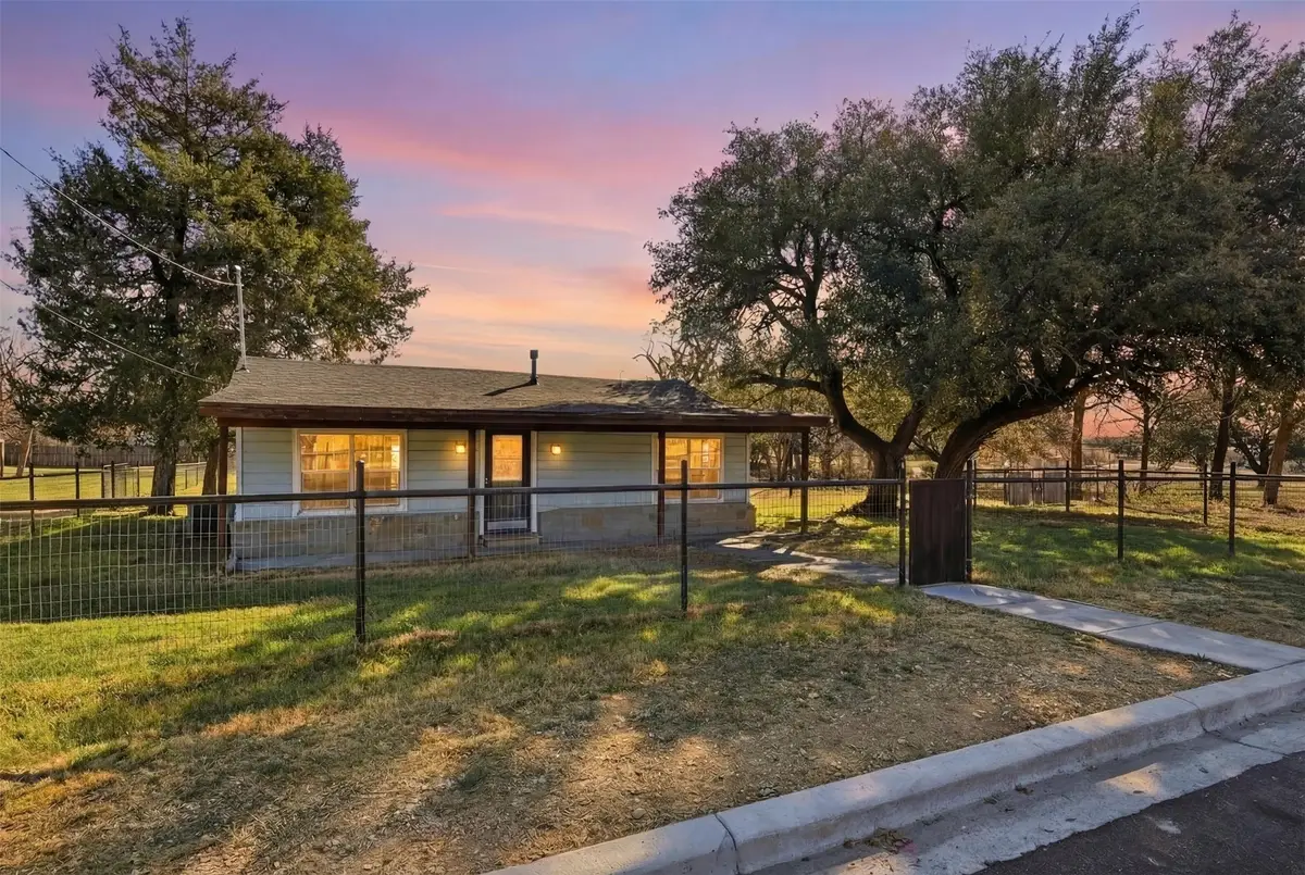 804 Van Winkle Street, Weatherford, TX 76086 - #1