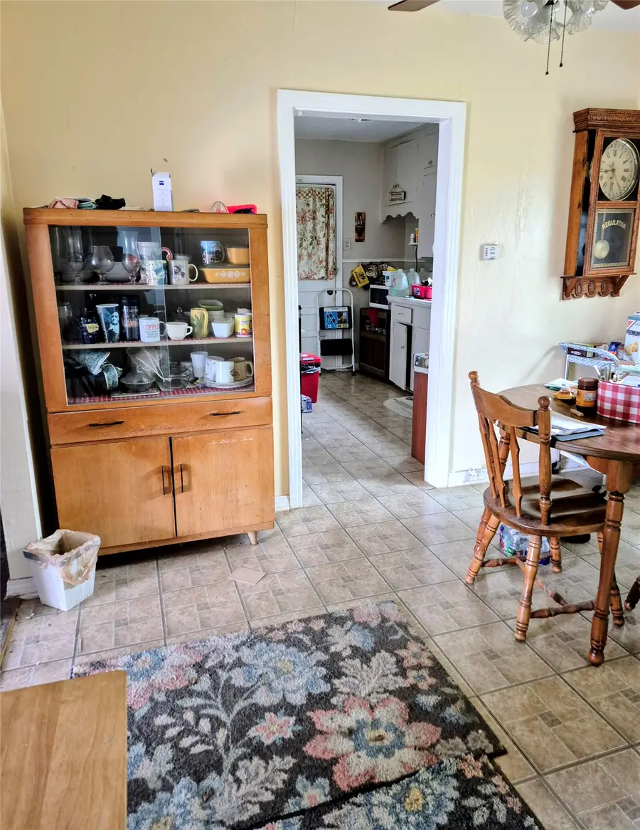 905 Sycamore Drive, Garland, TX 75041 - #3