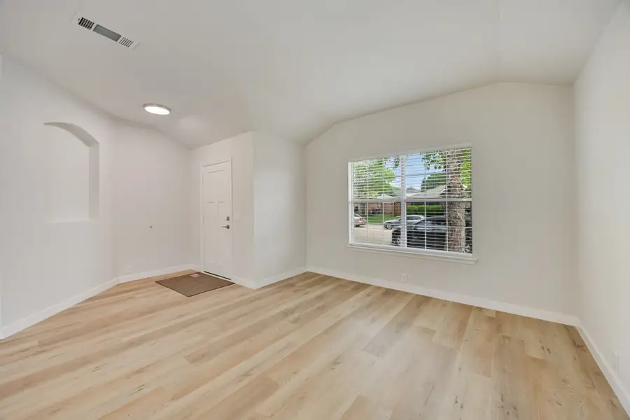 7127 Larkin Drive, Dallas, TX 75227 - Image #2