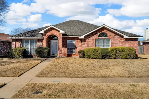 463 Overland Trail, Cedar Hill, TX 75104