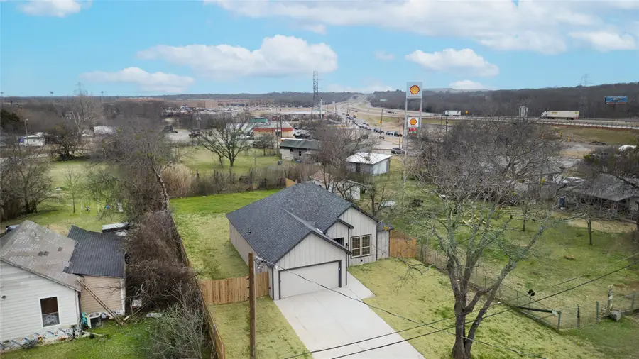 1111 Travis Avenue, Alvarado, TX 76009 - #2