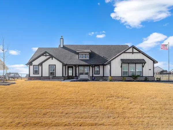 221 Meadow Vista Drive, Rhome, TX 76078