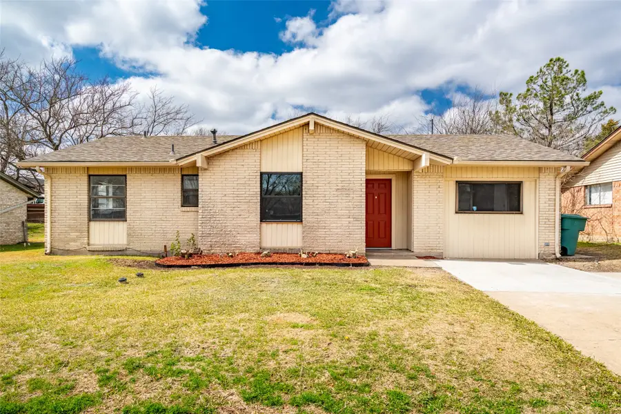 3606 S Dakota Drive, Sherman, TX 75090 - #2