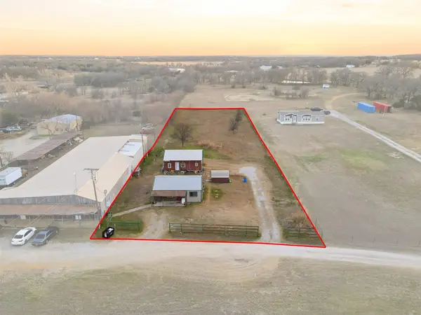 10669B Mineral Wells Highway, Weatherford, TX 76088