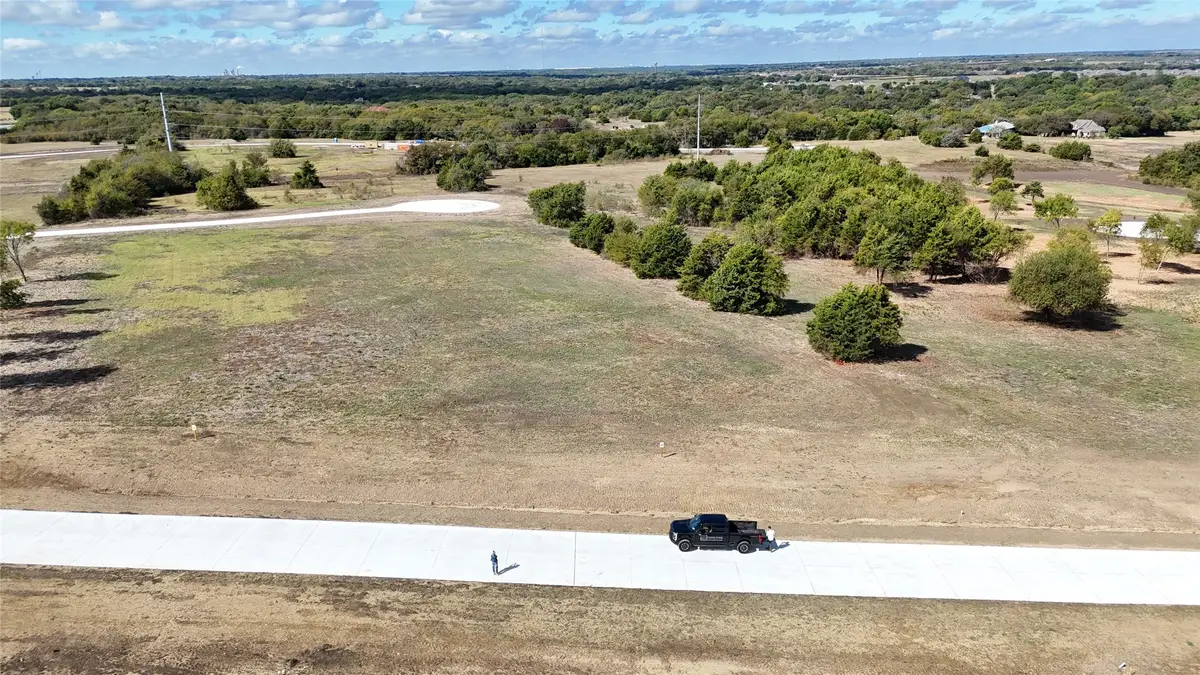 000 Machila Trail, Oak Leaf, TX 75154 - #1