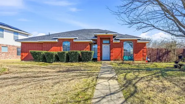 1308 Meadow Glen, Lancaster, TX 75146