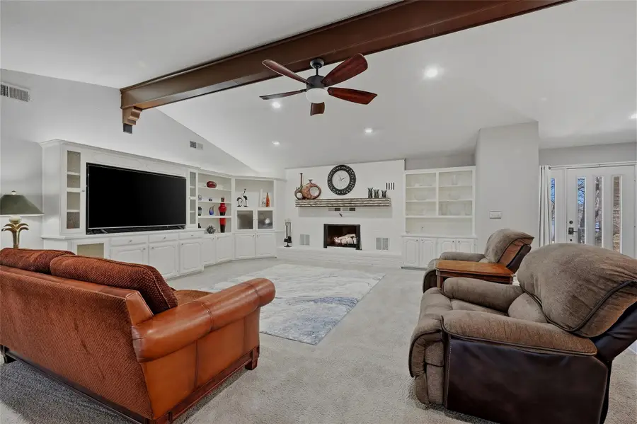 231 Cayuga Trail, Lake Kiowa, TX 76240 - #2