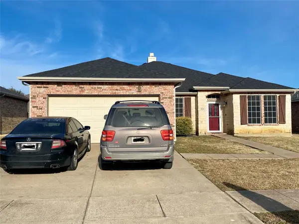 8221 Atherton Street, Arlington, TX 76002