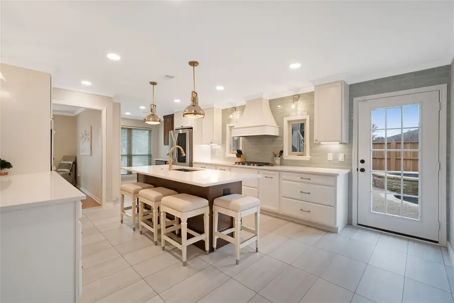 7205 Foxworth Drive, Dallas, TX 75248 - #2