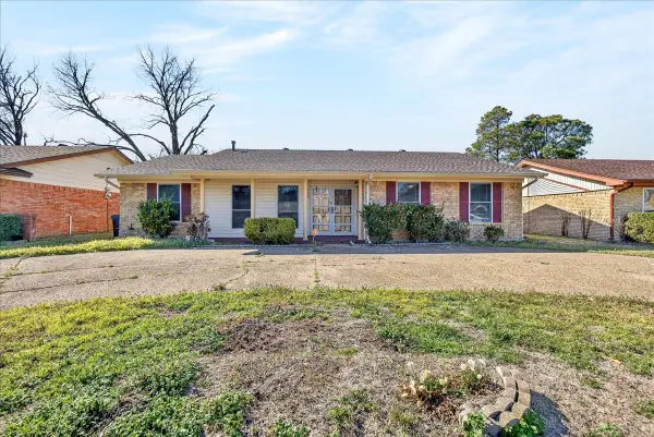 725 Melinda Drive, Mesquite, TX 75149