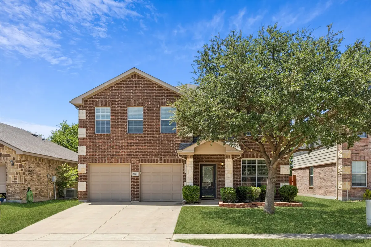 8621 Shallow Creek Drive, Fort Worth, TX 76179 - #1