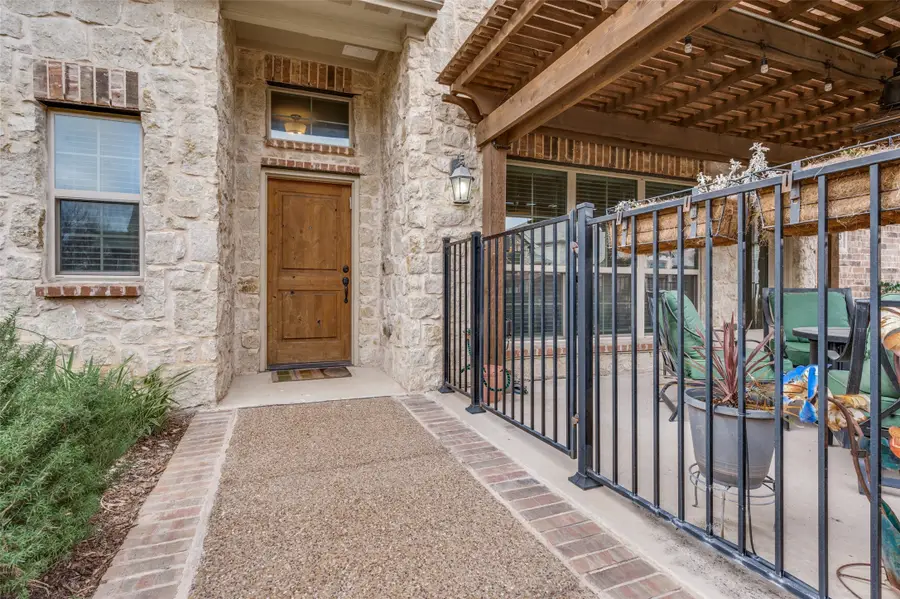 1023 Birds Fort Trail, Arlington, TX 76005 - #3