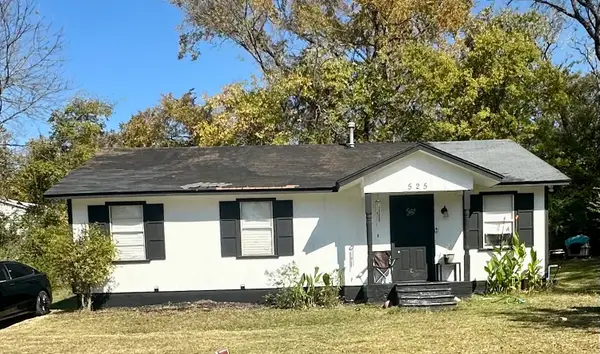525 W Hickory Street, Kaufman, TX 75142