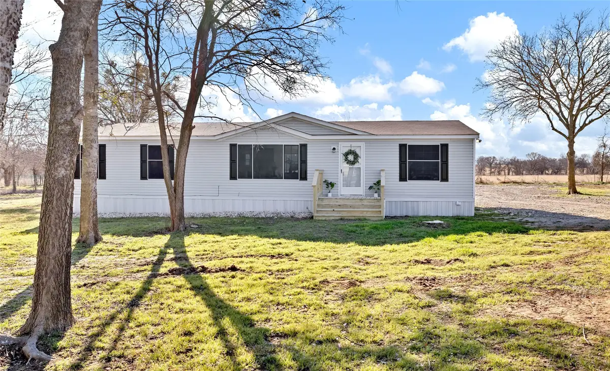 8124 Country Manor Lane, Alvarado, TX 76009 - #1