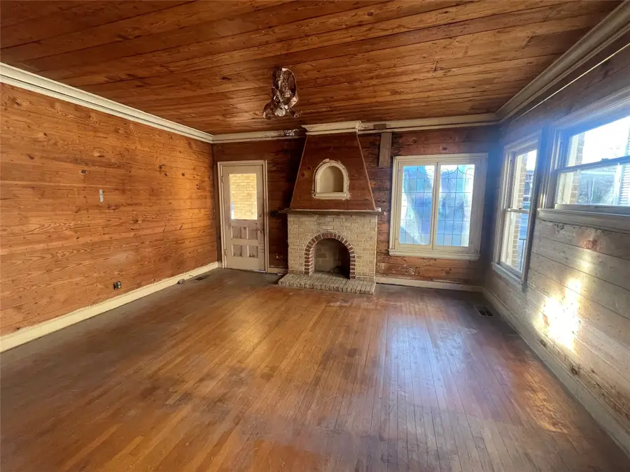 400 Church Street, Sulphur Springs, TX 75482 - #2