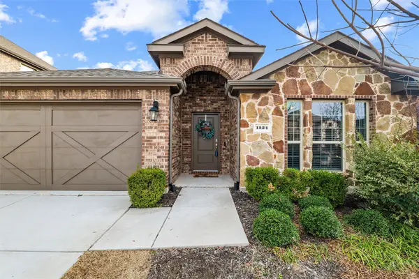 1524 Trailwood Terrace, Little Elm, TX 76227