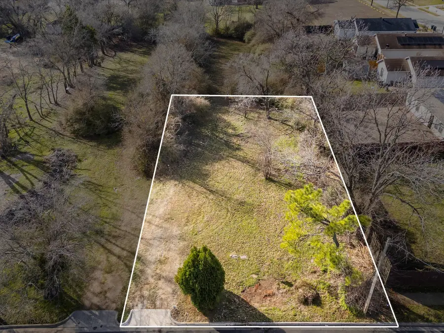 5204 Anderson Street, Fort Worth, TX 76105 - #2