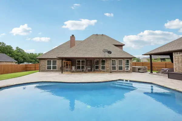 405 Edgewood Terrace, Boyd, TX 76023