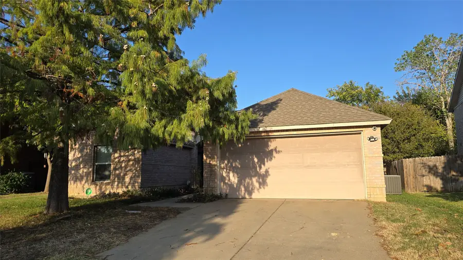 5256 Chessie Circle, Haltom City, TX 76137 - #2