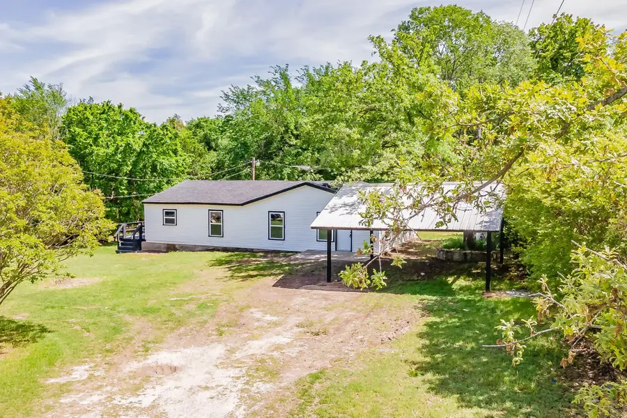 238 Briar Oaks Drive, Azle, TX 76020 - #2