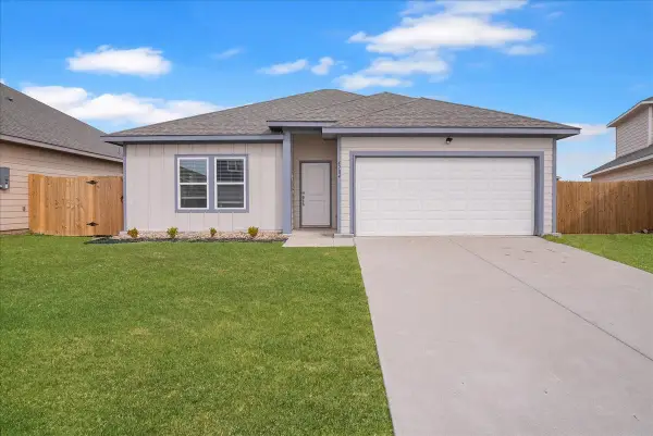 4704 Delano Street, Greenville, TX 75401