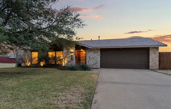 3736 Pageant Place, Dallas, TX 75244