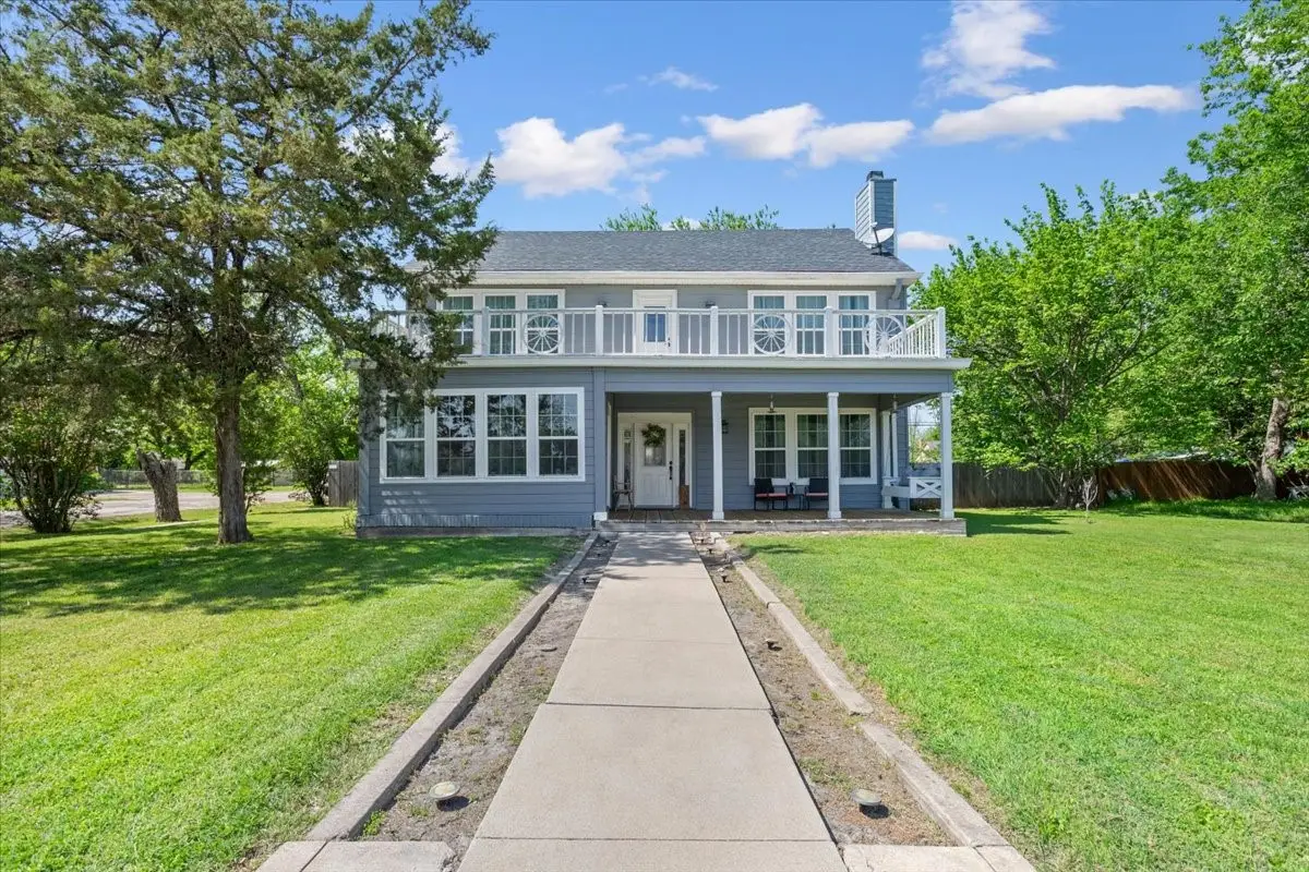 801 E Texas Avenue, Mart, TX 76664 - #1