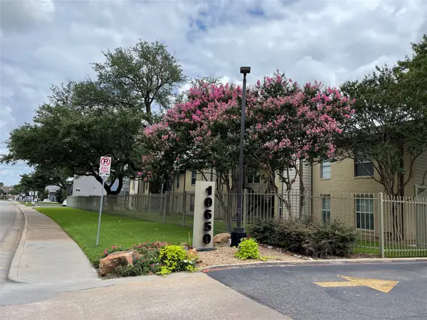 10650 Steppington Drive #146, Dallas, TX 75230