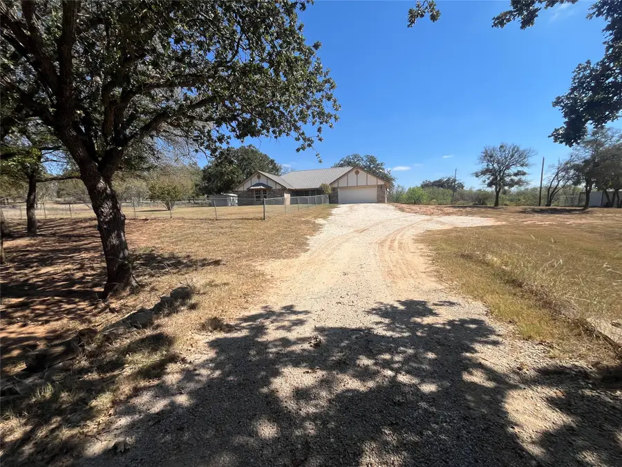 1340 N Us Hwy 281, Hamilton, TX 76531 - #2