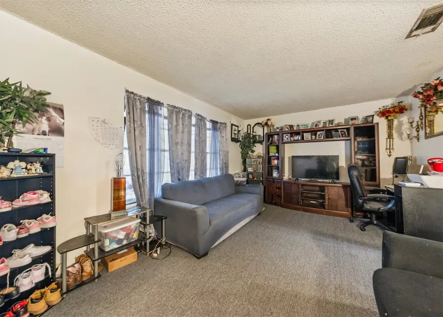 520 Quaid Street, Marlin, TX 76661 - #3