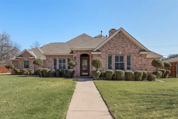 5605 Full Moon Drive, Fort Worth, TX 76132