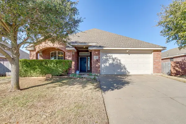 1104 Junegrass Lane, Crowley, TX 76036