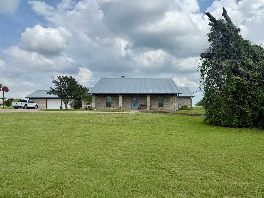 302 Poplar Street, Hico, TX 76457 - #2