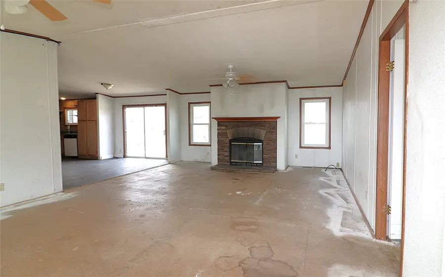 2850 Linda Road E, Carls Corner, TX 76670 - #2