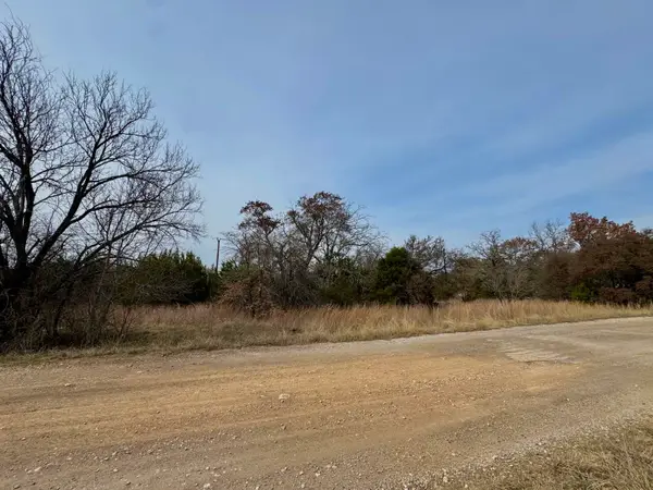 5826 Arkansas Trail, Granbury, TX 76048