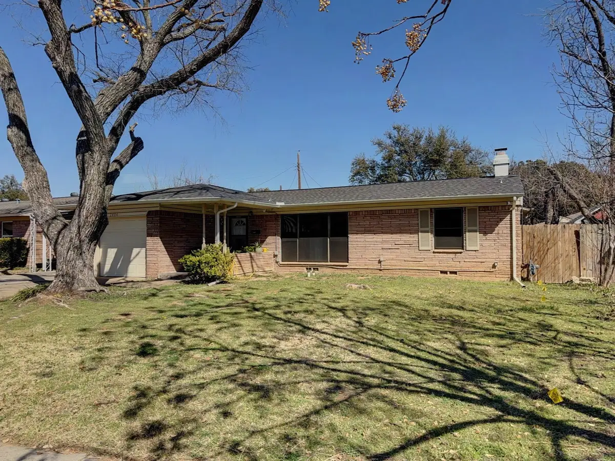 2404 William Brewster Drive, Irving, TX 75062 - #1