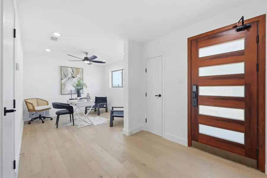 4635 Manett Street #102, Dallas, TX 75204 - #3