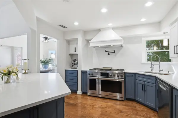 3601 Amber Avenue, Rowlett, TX 75088