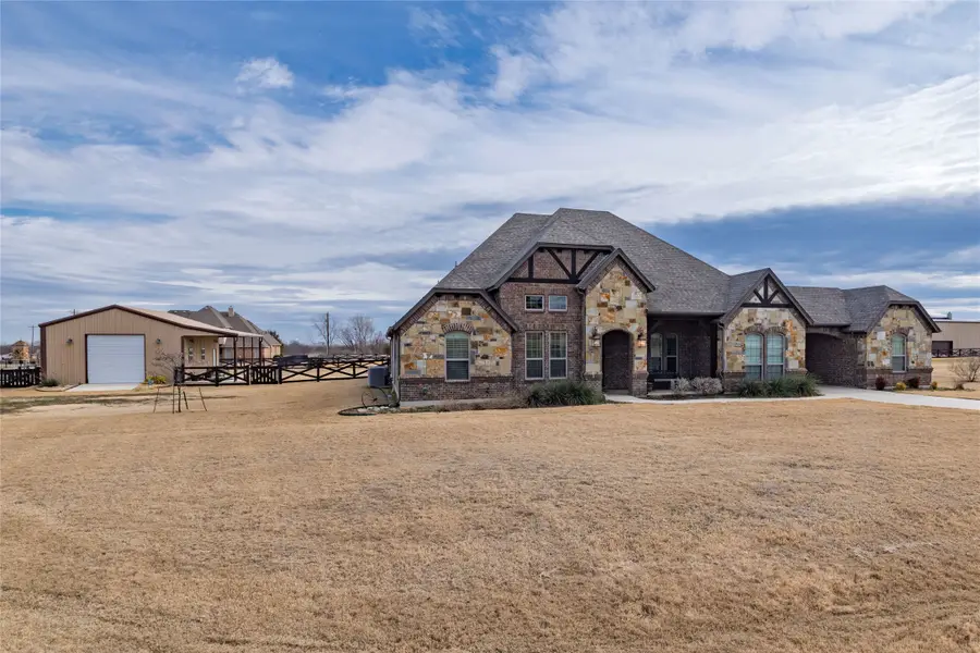 9111 Iron Mountain Trail, Justin, TX 76247 - #3