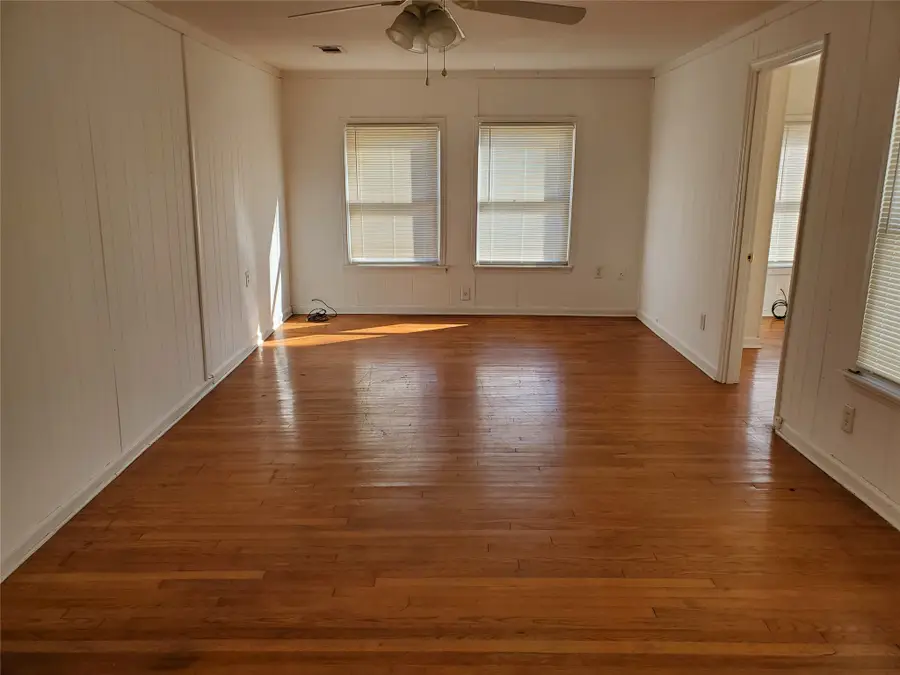 351 S Waco Street, Van Alstyne, TX 75495 - #2