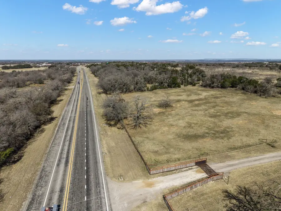 1592 N Us Highway 281, Hamilton, TX 76531 - #3