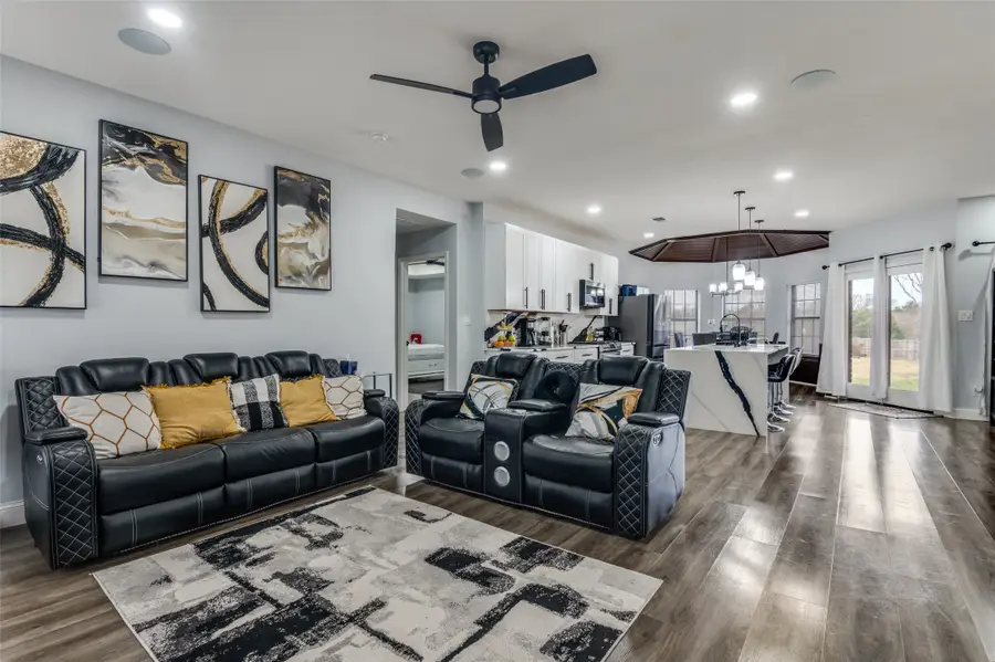 719 Meadowbrooke Circle, Duncanville, TX 75137 - #3