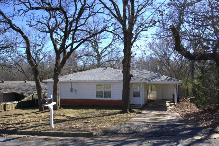 2620 W Washington Street, Denison, TX 75020 - #2