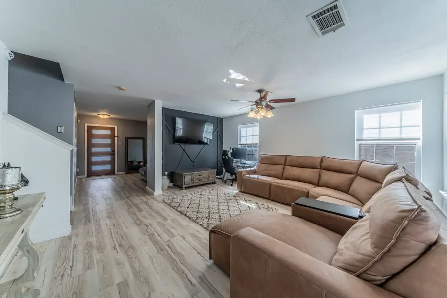 2216 La Salle Trail, Grand Prairie, TX 75052 - #3