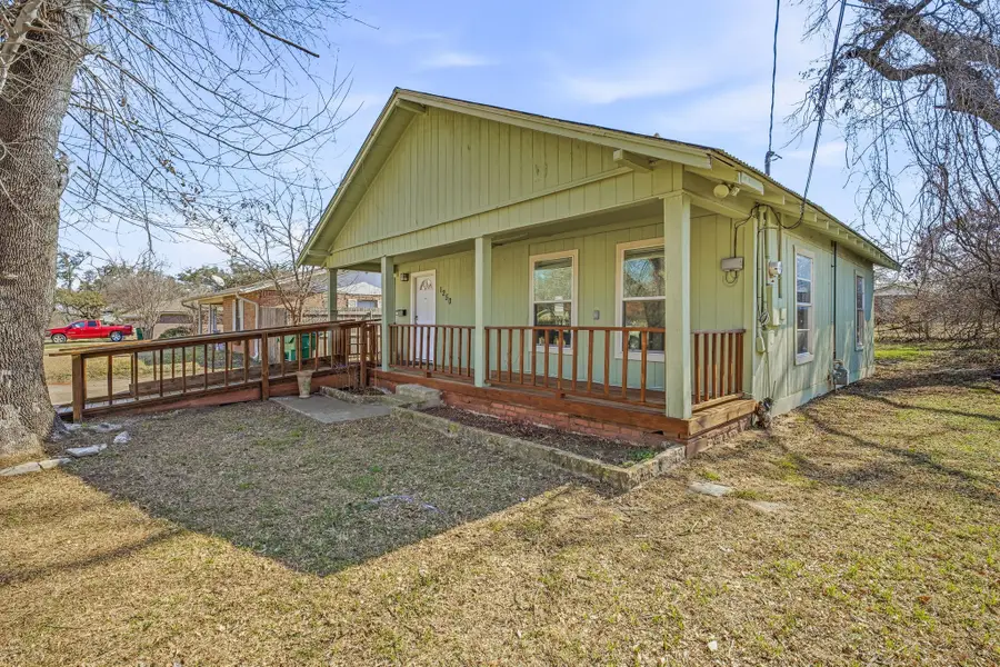 1250 W Groesbeck Street, Stephenville, TX 76401 - #2